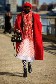 full red look, dotted look, red beret, red coat, furry coat, white and red dress, printed midi dress, red dots dress, white dots sotckings, red dots scarf, schiaparelli handbag, black handbag, laced boots, black boots, fashion week, frenchystyle, FW, jonathan paciullo, street style, NYFW, NEW YORK, AUTUMN WINTER 2022-2023, FALL WINTER 2022_2023, FW 22-23, vertical, full length
