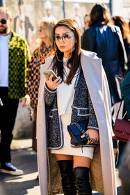 tweed jacket, black jacket, gucci coat, oatmeal coat, sunglasses, sunglasses accesorries, mini skirt, white jumper, white skirt, higknee boots, black boots, chanel bag, black bag, iphone, fashion week, frenchystyle, FW, jonathan paciullo, street style, vertical, atmosphere details, detail