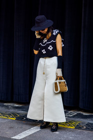 wideleg pants, white, high waisted, chanel, furry bag, handbag, hat, black, knitted top, knit, boots, leather, dior, lady dior mini, camel, fashion week, frenchystyle, FW, jonathan paciullo, street style, SPRING SUMMER 2022, SS 22, LFW, LONDON, vertical, full length