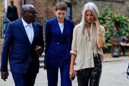 sarah harris, navy blue suits, checked suits, light beige shirt, loose shirt, black vinyl pants, golden watch, rolex watch, fashion week, frenchystyle, FW, jonathan paciullo, street style, atmosphere details, horizontal, detail