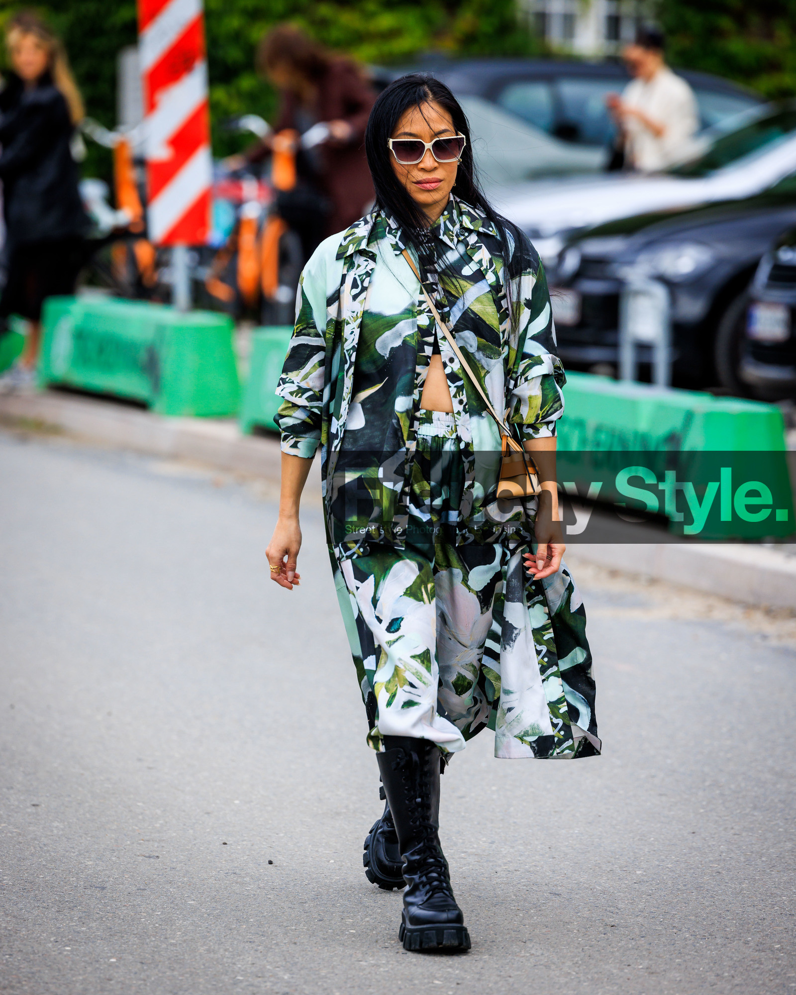fashion week, frenchystyle, FW, jonathan paciullo, street style, COPENHAGEN, CPHFW, SPRING SUMMER 2024, SS 24, vertical, full length