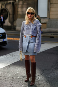 eleonora carisi, black sunglasses, eyecat sunglasses, light blue skirt, light blue pullover, cropped pullover, camel leather skirt, mini skirt, white leather bag, hand bag, animal skin bag, mini bag, sportmax skirt, button skirt, brown leather boots, animal skin boots, high boots, high heels boots, fashion week, frenchystyle, FW, jonathan paciullo, street style, MFW, MILAN, AUTUMN WINTER 2020-2021, FALL WINTER 2020-2021, FW 20-21, vertical, full length