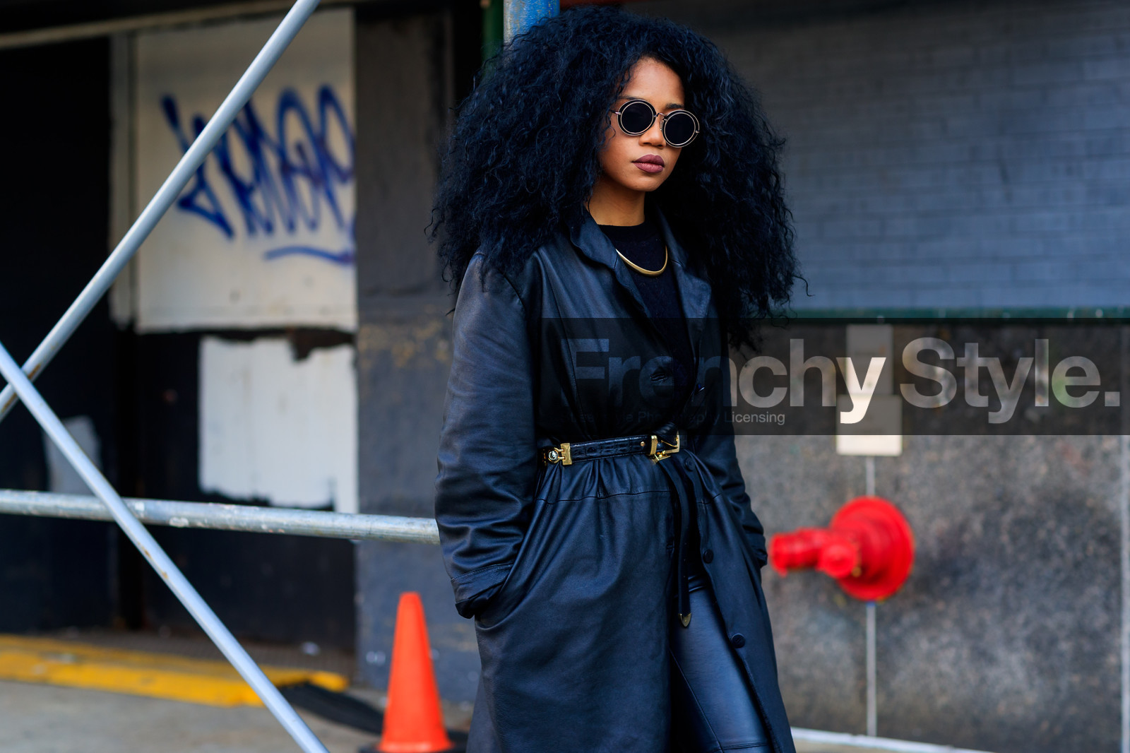 black belt, black coat, black sweater, leather belt, leather coat, necklace, sunglasses, trousers, fashion week, frenchystyle, FW, jonathan paciullo, street style, NYFW, NEW YORK, AUTUMN WINTER 2018-2019, AW 18-19, FALL WINTER 2018-2019, FW 18-19, atmosphere details, horizontal, detail