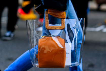 black jacket, blue denim, brown bag, denim pants, graphic bag, jeans, leather bag, transparent bag, trousers, fashion week, frenchystyle, FW, jonathan paciullo, street style, LFW, LONDON, AUTUMN WINTER 2018-2019, AW 18-19, FALL WINTER 2018-2019, FW 18-19, horizontal, atmosphere details, detail