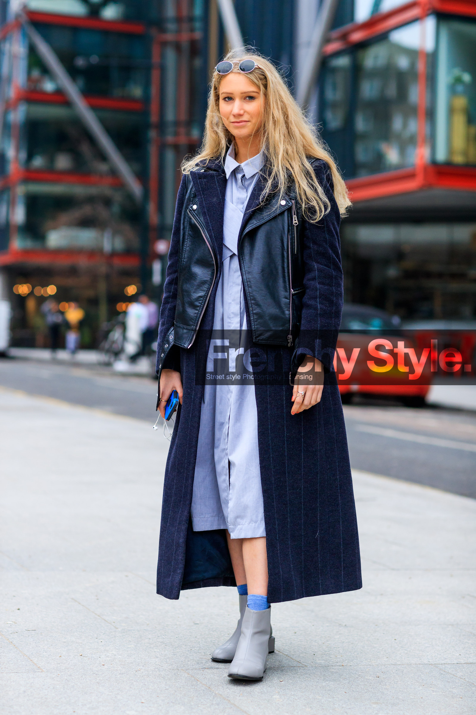 AUTUMN WINTER 2017-2018, AW 17-18, black jacket, black perfecto, blue shirt, FALL WINTER 2017-2018, fashion week, frenchystyle, full length, FW, FW 17-18, grey boots, jonathan paciullo, leather jacket, leather perfecto, leather shoes, LFW, LONDON, navy coat, overcoat, shirt dress, sleeveless, street style, vertical