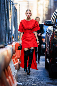 red mini dress, highknee boots, black boots, black leather boots, black handbag, mini handbag, leonie hanne, fashion week, frenchystyle, FW, jonathan paciullo, street style, NYFW, NEW YORK, AUTUMN WINTER 2022-2023, FALL WINTER 2022_2023, FW 22-23, vertical, full length