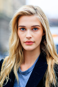 AUTUMN WINTER 2017-2018, AW 17-18, detail, FALL WINTER 2017-2018, fashion week, frenchystyle, FW, FW 17-18, jonathan paciullo, long hair, MFW, MILAN, model, natural, noel berry, portrait, skin, skincare, street style, vertical