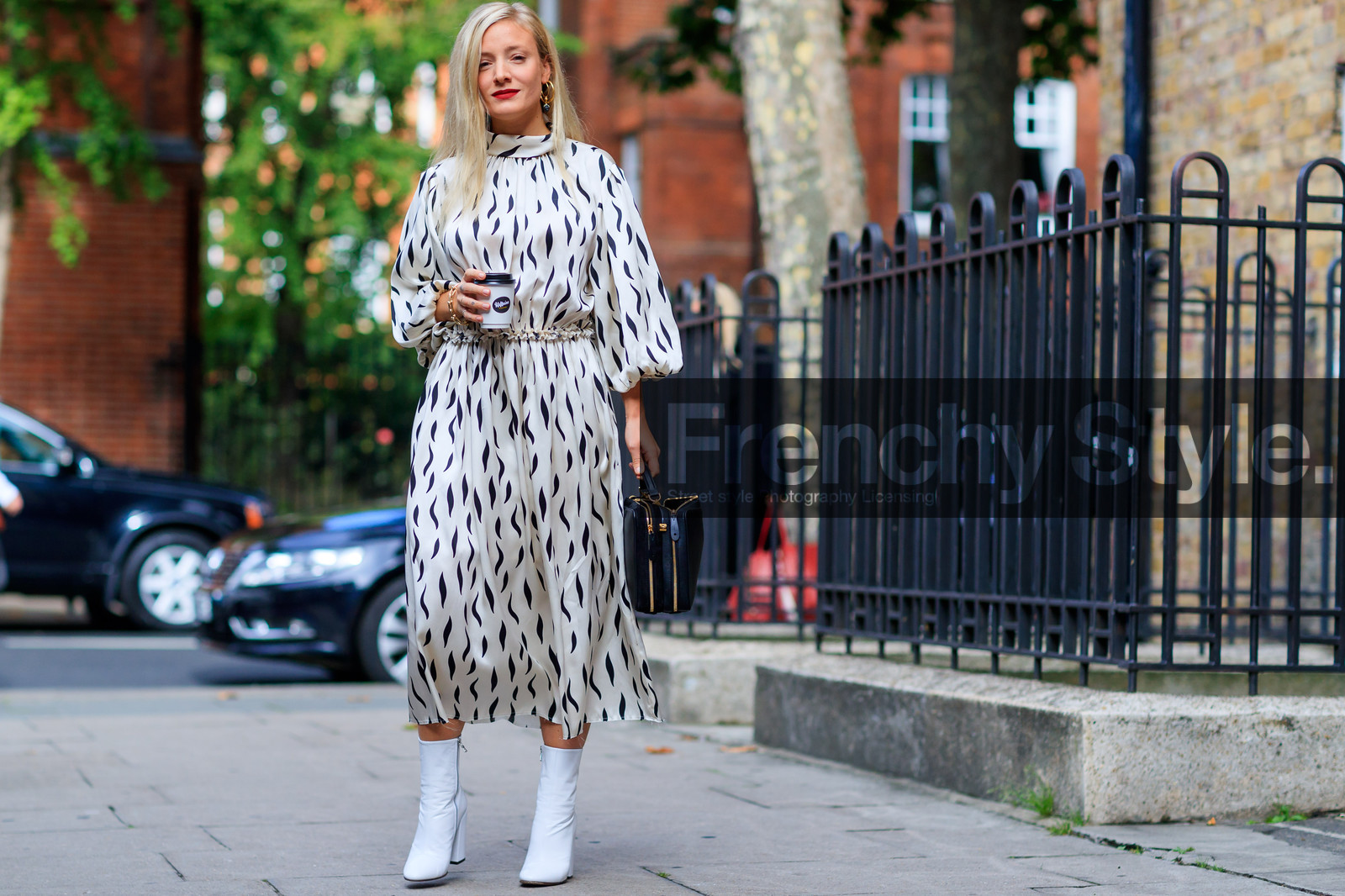 atmosphere details, black and white, black bag, fashion week, frenchystyle, full length, FW, graphic dress, high heels, horizontal, jonathan paciullo, kate foley, leather bag, leather shoes, LFW, LONDON, printed dress, SPRING SUMMER 2018, SS 18, street style, white boots, white dress