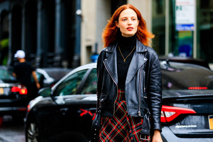 black jacket, black perfecto, black skirt, black turtleneck, checked, graphic skirt, leather jacket, leather perfecto, model, necklace, plaid, printed skirt, red lips, tartan, street style, jonathan paciullo, FW, frenchystyle, fashion week, NYFW, NEW YORK, SPRING SUMMER 2019, SS 19, atmosphere details, horizontal, detail