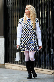 plastic dress, metalic dress, short sleeves dress, paco rabanne dress, embroidered dress, sequins dress, navy blue dress, white dress, white shirt, white tights, black leather boots, high boots, flat boots, PARIS, PFW, fashion week, frenchystyle, FW, jonathan paciullo, street style, SPRING SUMMER 2021, SS 21, vertical, full length