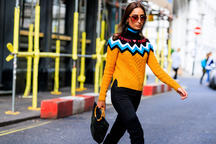 black bag, black denim, denim pants, fendi, geraldine boublil, high boots, jeans, leather bag, orange sweater, sunglasses, trousers, fashion week, frenchystyle, FW, jonathan paciullo, street style, LFW, LONDON, SPRING SUMMER 2019, SS 19, atmosphere details, horizontal, detail