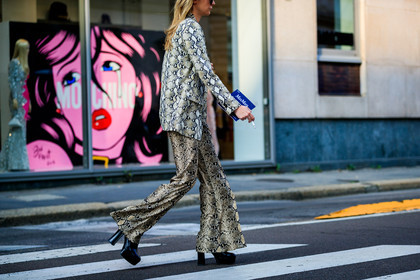 animal print, black shoes, graphic jacket, graphic pants, grey jacket, grey pants, high heels, leather shoes, printed jacket, printed pants, snake print, sunglasses, trousers, fashion week, frenchystyle, FW, jonathan paciullo, street style, MFW, MILAN, SPRING SUMMER 2019, SS 19, atmosphere details, horizontal, detail