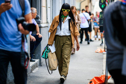 balenciaga, brown jacket, graphic bag, green bag, green pants, green scarf, leather bag, printed bag, sunglasses, trousers, white shirt, fashion week, frenchystyle, FW, jonathan paciullo, street style, MFW, MILAN, SPRING SUMMER 2019, SS 19, atmosphere details, horizontal, detail