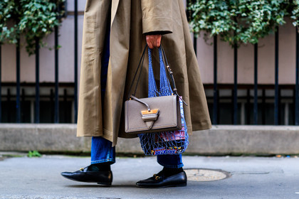 beige coat, black loafers, black shoes, blue bag, blue denim, denim pants, fishnet, grey bag, gucci, jeans, leather bag, leather shoes, loewe, trench coat, trousers, fashion week, frenchystyle, FW, jonathan paciullo, street style, LFW, LONDON, AUTUMN WINTER 2018-2019, AW 18-19, FALL WINTER 2018-2019, FW 18-19, horizontal, atmosphere details, detail, sylvia haghjoo