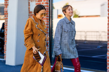 animal print, atmosphere details, brown bag, brown coat, checked jacket, detail, fashion week, fendi, frenchystyle, FW, graphic jacket, grey jacket, high boots, horizontal, jonathan paciullo, leather bag, leather coat, MFW, MILAN, multicolor bag, plaid, printed jacket, SPRING SUMMER 2018, SS 18, street style, sunglasses