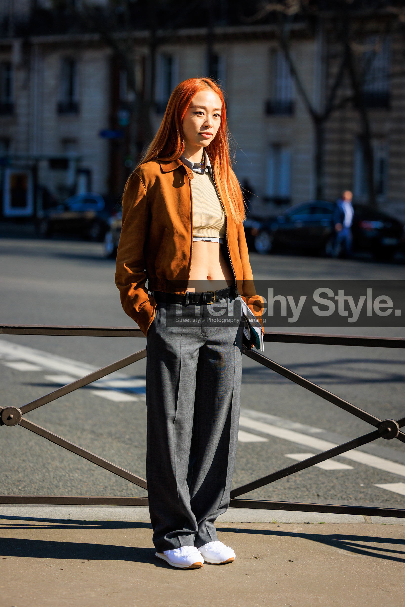 orange jacket, beige top, cropped top, grey trousers, baggy pants, black belt, miu miu, white sneakers, new balance, orange hair, FW 22-23, FALL WINTER 2022_2023, AUTUMN WINTER 2022-2023, fashion week, frenchystyle, FW, jonathan paciullo, street style, PFW, PARIS, full length, vertical