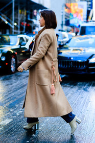 AUTUMN WINTER 2017-2018, AW 17-18, beige boots, beige coat, FALL WINTER 2017-2018, fashion week, frenchystyle, full length, FW, FW 17-18, high heels, jonathan paciullo, NEW YORK, NYFW, street style, trousers, vertical