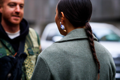 braids, earrings, grey coat, frenchystyle, jonathan paciullo, street style, NYFW, NEW YORK, AUTUMN WINTER 2019-2020, AW 19-20, FALL WINTER 2019-2020, FW 19-20, fashion week, FW, atmosphere details, horizontal, detail