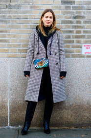 AUTUMN WINTER 2017-2018, AW 17-18, black boots, black pants, black sweater, checked coat, FALL WINTER 2017-2018, fashion week, frenchystyle, full length, FW, FW 17-18, graphic coat, hoodie, jonathan paciullo, leather bag, leather boots, louis vuitton, model, multicolor bag, NEW YORK, NYFW, plaid, printed bag, printed coat, street style, trousers, vertical