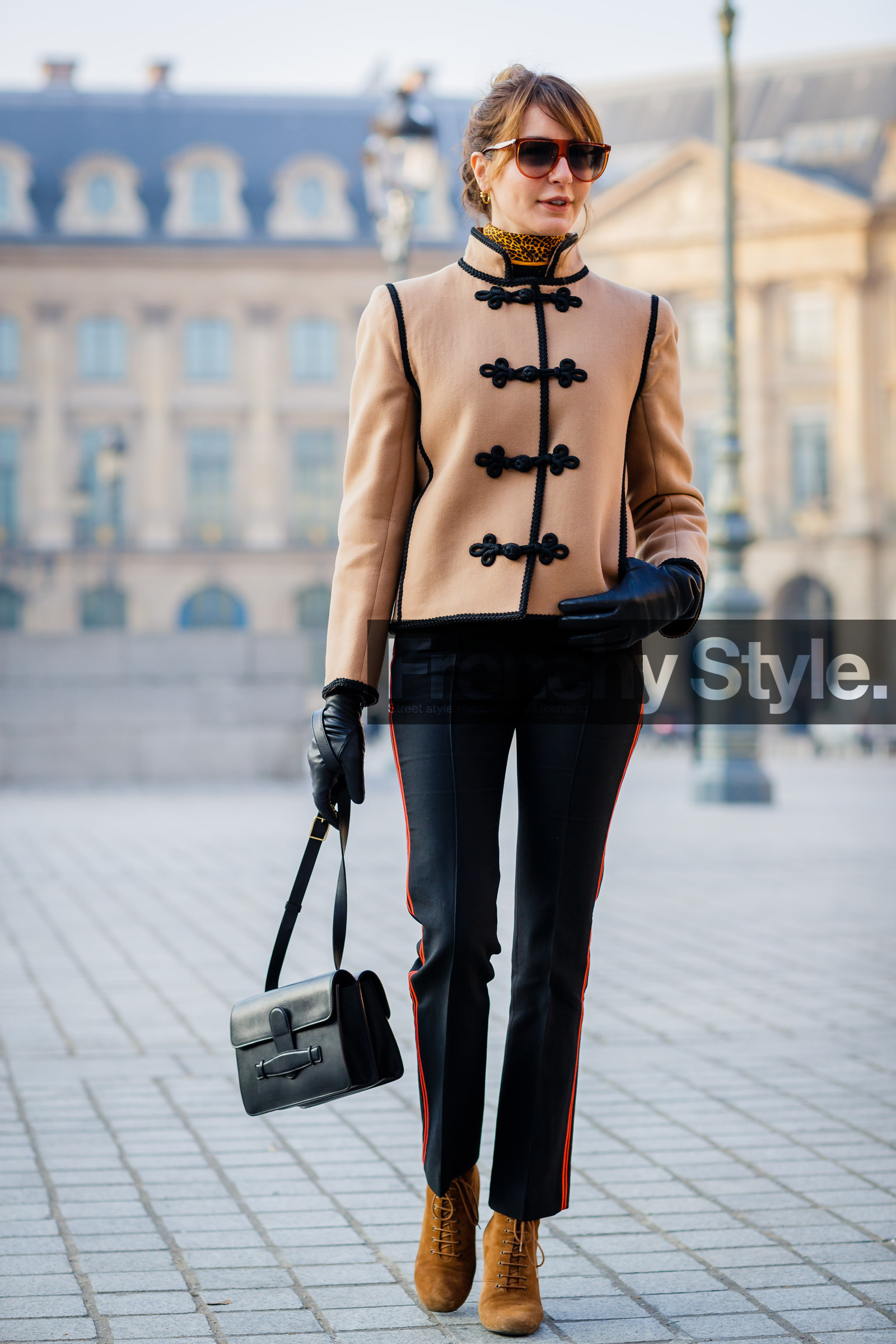 beige jacket, black bag, black gloves, black pants, brown boots, leather bag, leather gloves, leather shoes, suede shoes, sunglasses, trousers, fashion week, frenchystyle, FW, jonathan paciullo, street style, PFW, PARIS, SPRING SUMMER 2017, SS 17, HAUTE COUTURE, vertical, full length, ece sukan