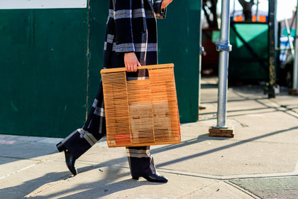 black coat, black pants, black shoes, checked, checked coat, checked pants, graphic bag, graphic jacket, graphic pants, high heels, leather shoes, plaid, printed jacket, printed pants, tartan, trousers, wood bag, street style, jonathan paciullo, FW, frenchystyle, fashion week, NYFW, NEW YORK, AUTUMN WINTER 2018-2019, AW 18-19, FALL WINTER 2018-2019, FW 18-19, atmosphere details, horizontal, detail, Rebecca Laurey