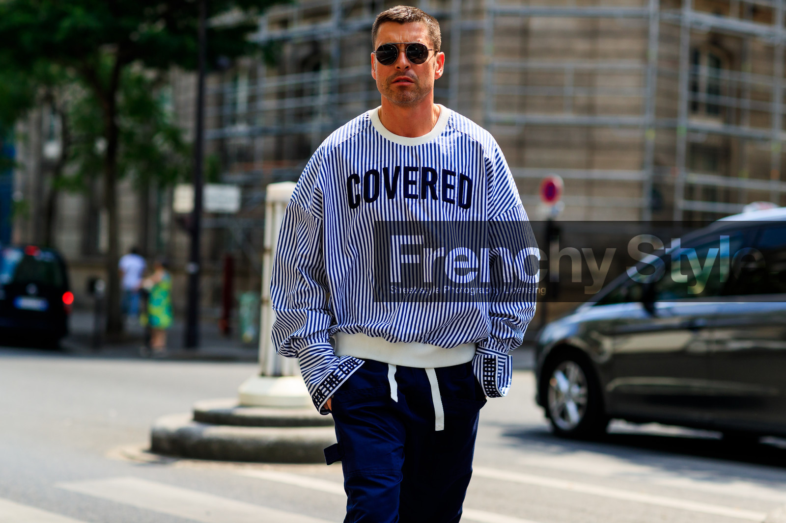 atmosphere details, blue top, detail, fashion week, frenchystyle, FW, graphic top, horizontal, jonathan paciullo, MENSWEAR, message, navy pants, PARIS, PFW, printed top, SPRING SUMMER 2018, SS 18, street style, striped top, stripes, sunglasses