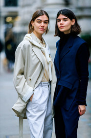 beige jacket, beige sweater, blue jacket, blue pants, blue suit, navy sweater, sleeveless, tied up sweater, trousers, white pants, yellow shirt, street style, jonathan paciullo, FW, frenchystyle, fashion week, LFW, LONDON, AUTUMN WINTER 2019-2020, AW 19-20, FW 19-20, FALL WINTER 2019-2020, vertical, atmosphere details, detail
