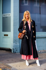 ada kokosar, black coat, camel bag, graphic bag, high heels, jw anderson, leather bag, leather shoes, pink dress, printed bag, white shoes, fashion week, frenchystyle, FW, jonathan paciullo, street style, LFW, LONDON, SPRING SUMMER 2019, SS 19, vertical, full length