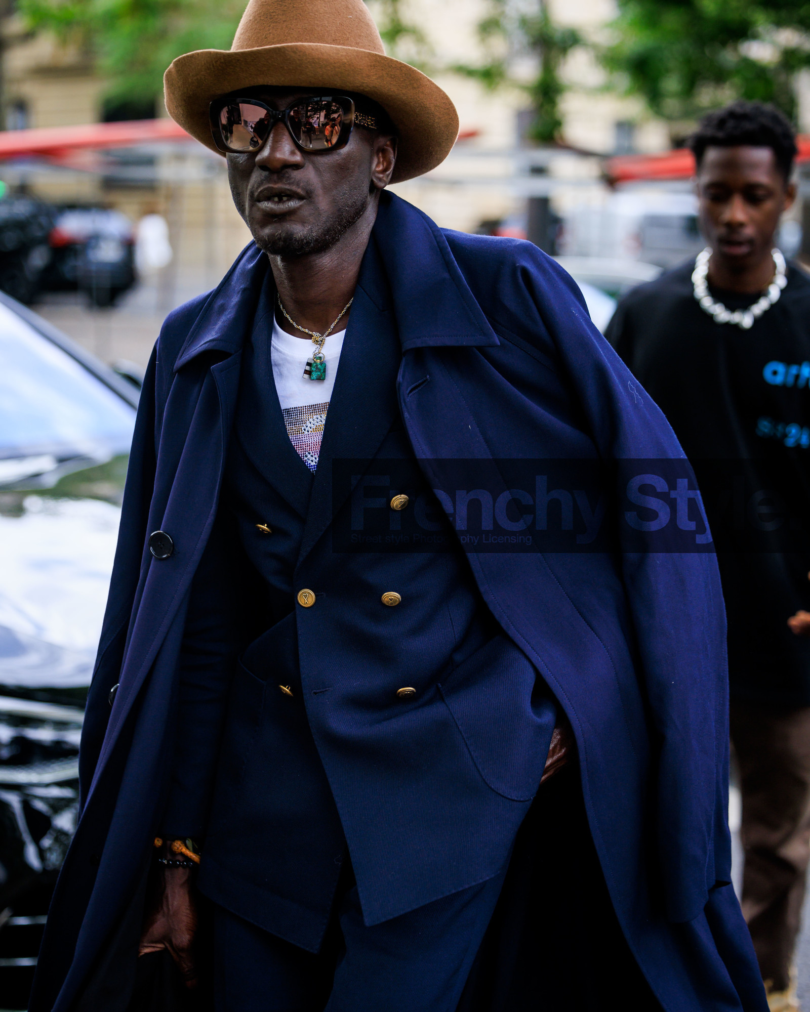 fashion week, frenchystyle, FW, jonathan paciullo, street style, PFW, PARIS, FW 23-24, FALL WINTER 2023-2024, AUTUMN WINTER 2023-2024, HAUTE COUTURE, vertical, atmosphere details, detail
