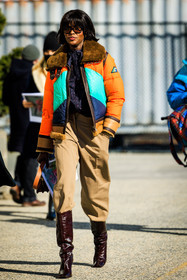 puffy coat, beige baggy pants, burgundy boots, pattent heeled boots, flowered shirt, purple shirt, printed shirt, multicolored jacket, multicolor winter jacket, sunglasses, black handbag, fashion week, frenchystyle, FW, jonathan paciullo, street style, NYFW, NEW YORK, AUTUMN WINTER 2022-2023, FALL WINTER 2022_2023, FW 22-23, vertical, full length
