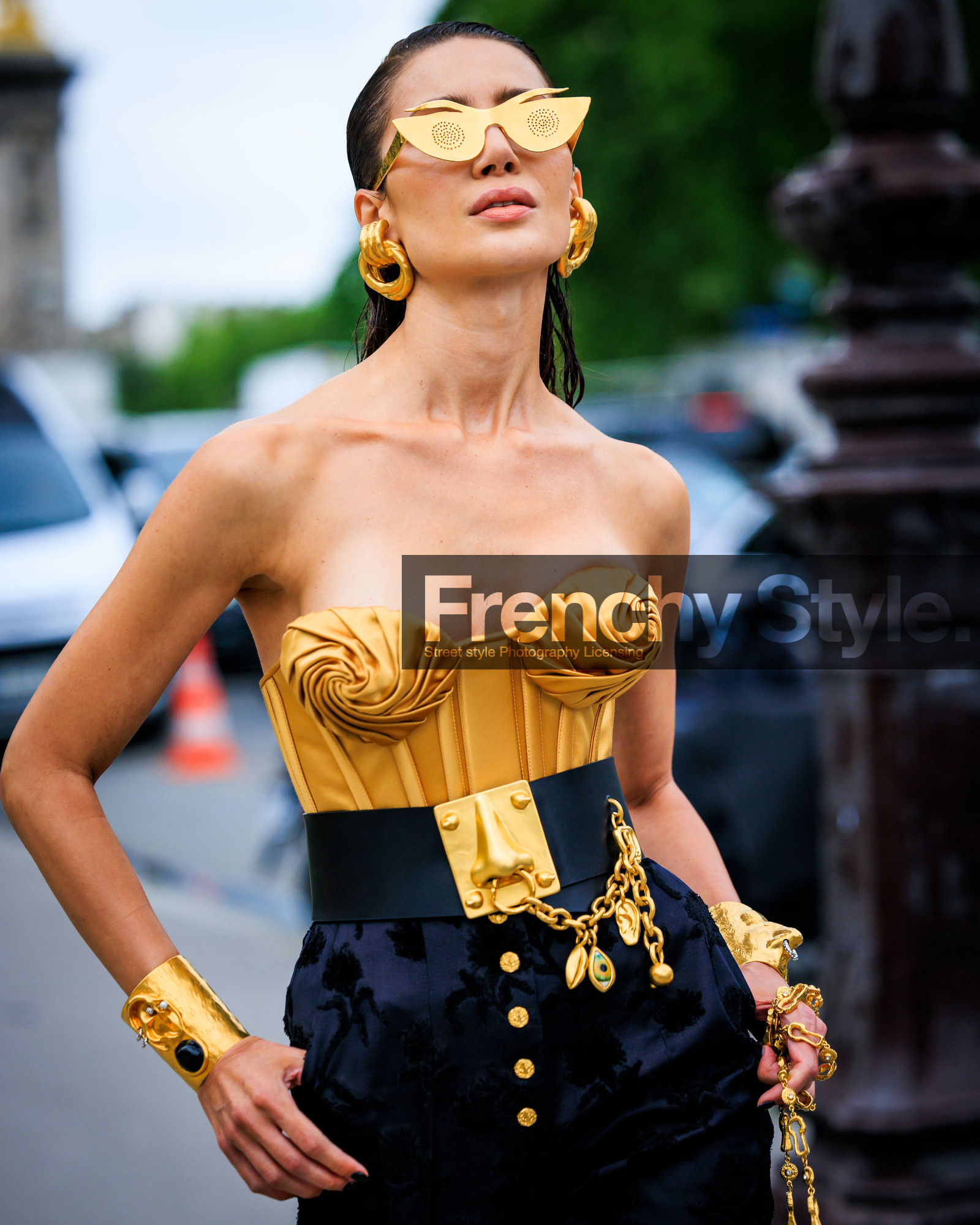 fashion week, frenchystyle, FW, jonathan paciullo, street style, PFW, PARIS, FW 23-24, FALL WINTER 2023-2024, AUTUMN WINTER 2023-2024, HAUTE COUTURE, vertical, atmosphere details, detail