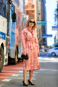 Annabel Rosendahl, black bag, black shoes, graphic dress, high heels, leather bag, leather shoes, pink dress, printed dress, rings, sunglasses, fashion week, frenchystyle, FW, jonathan paciullo, street style, NEW YORK, NYFW, SPRING SUMMER 2020, SS 20, vertical, full length