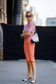 black and white bag, black and white shoes, chanel handbag, earrings, high heels, leather bag, leather shoes, orange skirt, prada, purple top, see through, sunglasses, fashion week, frenchystyle, FW, jonathan paciullo, street style, PFW, PARIS, vertical, full length, AUTUMN WINTER 2018-2019, FALL WINTER 2018-2019, FW 18-19, xnenia adonts