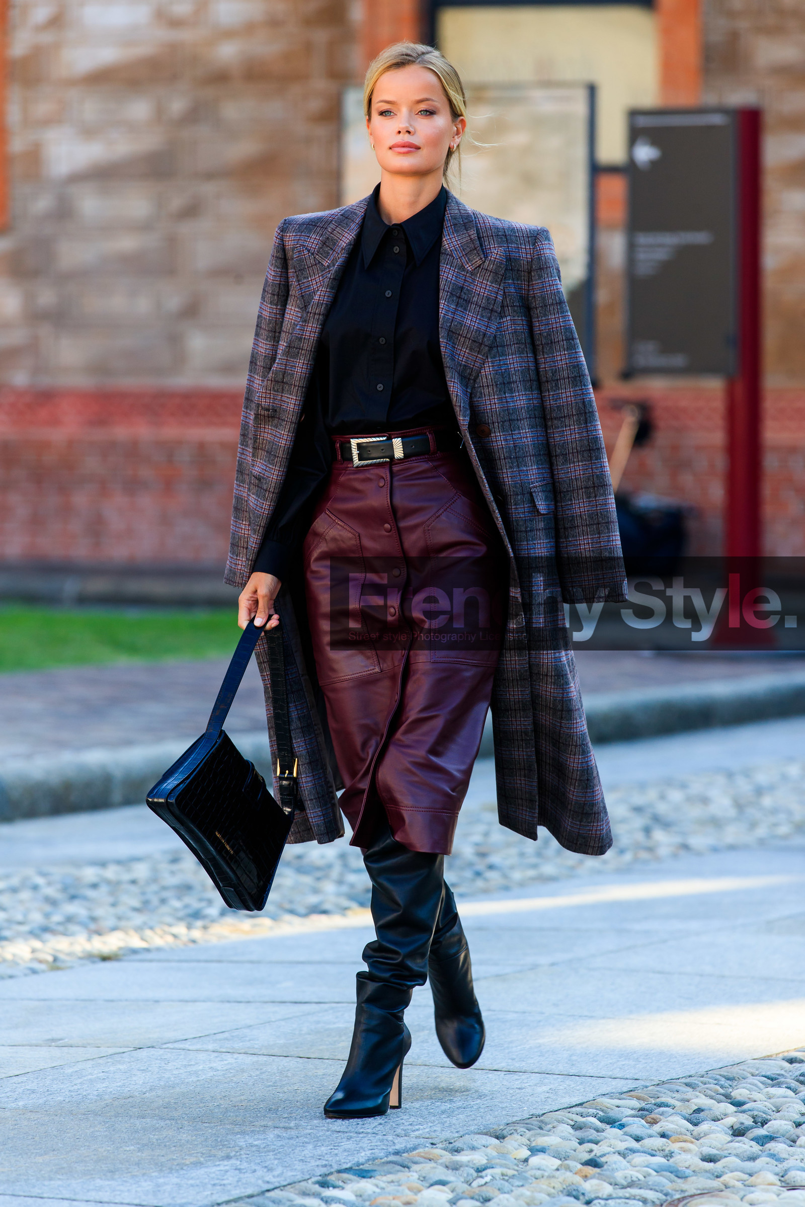 checked coat, burgundy coat, burgundy leather skirt, leather skirt, button skirt, belted skirt, black leather boots, black leather bag, high boots, high heels boots, alberta ferretti bag, animal skin bag, frida aasen, fashion week, frenchystyle, FW, jonathan paciullo, street style, MFW, MILAN, SPRING SUMMER 2021, SS 21, vertical, full length, model