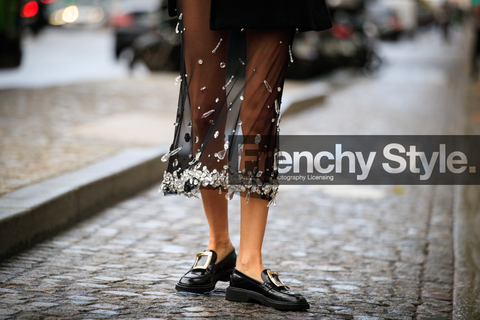 camille charriere, miu miu skirt, miu miu cardigan, black leather loafers, black skirt, golden buckle shoes, roger vivier shoes, sheer skirt, long skirt, tulle skirt, strassed skirt, embroidered skirt, sequins skirt, PARIS, PFW, fashion week, frenchystyle, FW, jonathan paciullo, street style, SPRING SUMMER 2021, SS 21, horizontal, atmosphere details, detail