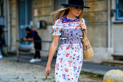 atmosphere details, basket, black hat, detail, fashion week, floral, flower, frenchystyle, FW, horizontal, jonathan paciullo, maria kolosova, MFW, MILAN, printed dress, SPRING SUMMER 2017, SS 17, street style, white dress