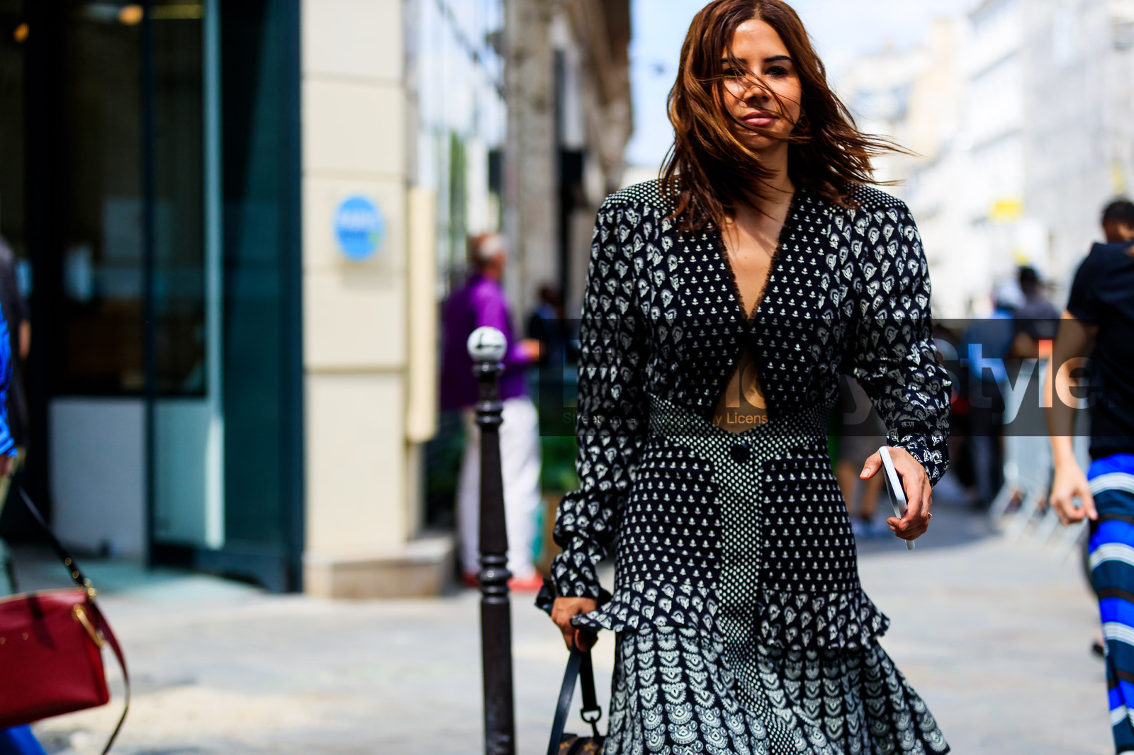 black and white, graphic dress, polka dot, printed dress, PFW, fashion week, frenchystyle, FW, jonathan paciullo, street style, PARIS, horizontal, atmosphere details, detail, AUTUMN WINTER 2018-2019, FALL WINTER 2018-2019, FW 18-19, Christine Centenera