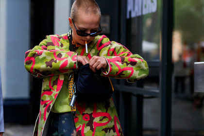 black bag, black skirt, floral, flowers, graphic jacket, graphic skirt, green jacket, leather bag, prada, printed jacket, printed skirt, shaved head, sunglasses, tights, fashion week, frenchystyle, FW, jonathan paciullo, street style, LFW, LONDON, SPRING SUMMER 2019, SS 19, atmosphere details, horizontal, detail