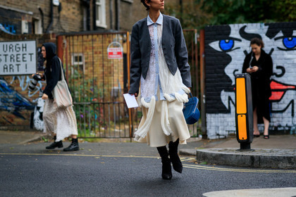 yasmin sewell, black boots, black suede boots, blue leather bag, cropped jacket, dark grey jacket, drape shirt, geometrical heel, j w anderson bag, knot details, lace shirt, light blue shirt, long shirt, mid long skirt, sheer shirt, silk skirt, white skirt, fashion week, frenchystyle, FW, jonathan paciullo, street style, atmosphere details, horizontal, detail