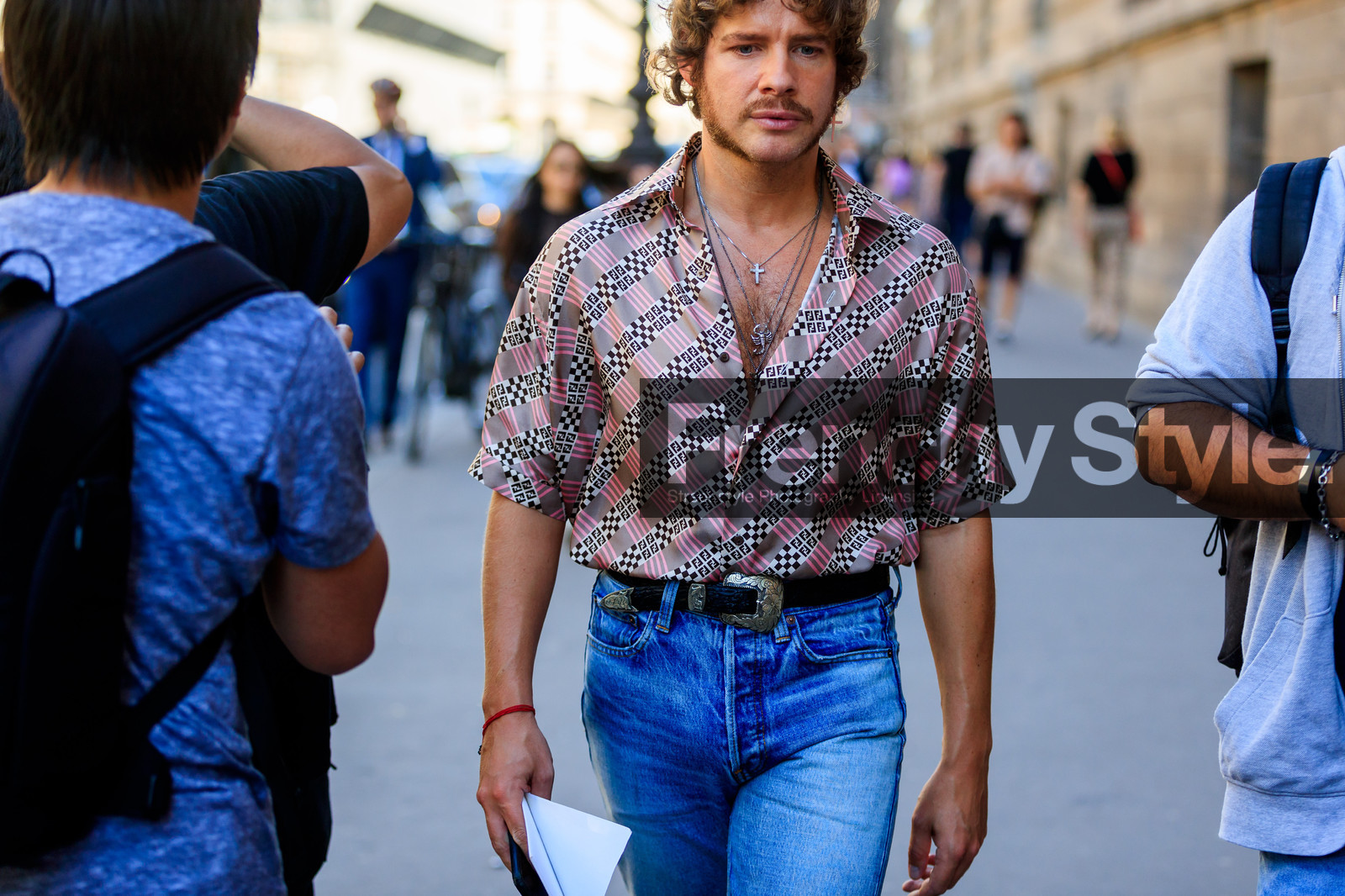 street style, jonathan paciullo, FW, frenchystyle, fashion week, PFW, PARIS, SPRING SUMMER 2019, SS 19, horizontal, atmosphere details, detail