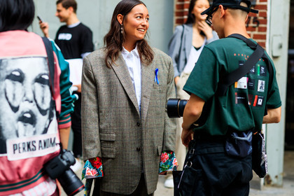 atmosphere details, blazer, brown jacket, brown pants, checked jacket, checked pants, detail, earrings, fashion week, floral, flower, frenchystyle, FW, horizontal, jonathan paciullo, NEW YORK, NYFW, oversize, rachael wang, SPRING SUMMER 2018, SS 18, street style, trousers, white shirt