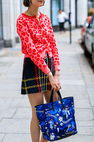 black skirt, blue bag, checked, chloe hill, graphic bag, graphic skirt, leather bag, plaid, printed bag, printed skirt, printed sweater, red sweater, tartan, fashion week, frenchystyle, FW, jonathan paciullo, street style, LFW, LONDON, SPRING SUMMER 2019, SS 19, vertical, detail, atmosphere details