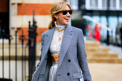 blazer, crop top, grey jacket, houndstooth pattern, lace top, lisa aiken, necklace, sunglasses, white top, fashion week, frenchystyle, FW, jonathan paciullo, street style, LFW, LONDON, SPRING SUMMER 2019, SS 19, atmosphere details, horizontal, detail
