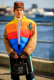 multicolor winter jacket, puffy jacket, ski look, puffed pants, black printed pants, brown beanie, printed beanie, black handbag, white turtleneck top, pendant necklace, closeup, silver earrings, motif handbag, fashion week, frenchystyle, FW, jonathan paciullo, street style, NYFW, NEW YORK, AUTUMN WINTER 2022-2023, FALL WINTER 2022_2023, FW 22-23, vertical, atmosphere details