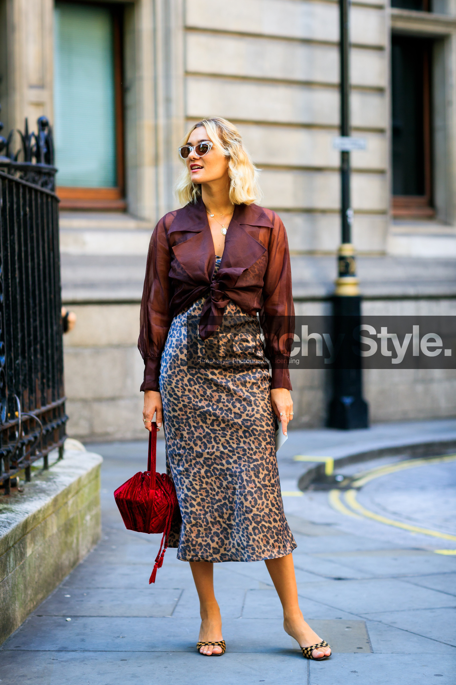 adenorah, animal print, bordeaux, burgundy, graphic skirt, high heels, leather bag, leather shoes, leopard, printed skirt, red bag, red shirt, sunglasses, fashion week, frenchystyle, FW, jonathan paciullo, street style, LFW, LONDON, SPRING SUMMER 2019, SS 19, vertical, full length