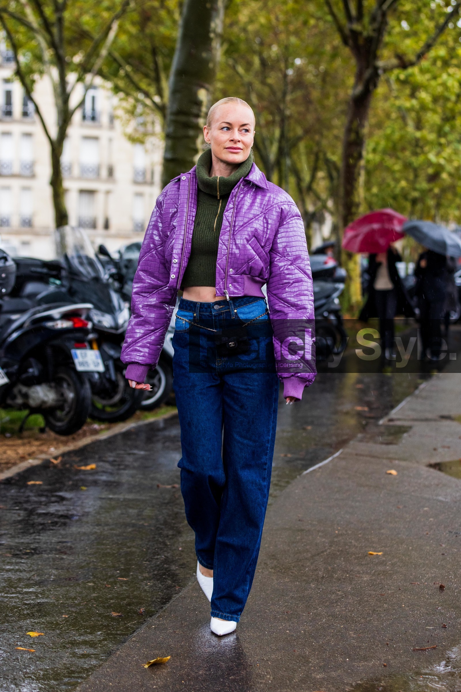 belt bag, blue denim, blue jeans, chanel bag, chanel belt, denim, heels, jeans, khaki turtleneck, puffer, purple puffer, Thora Valdimars, turlteneck, white heels, fashion week, frenchystyle, FW, jonathan paciullo, street style, PFW, PARIS, SPRING SUMMER 2022, SS 22, vertical, full length