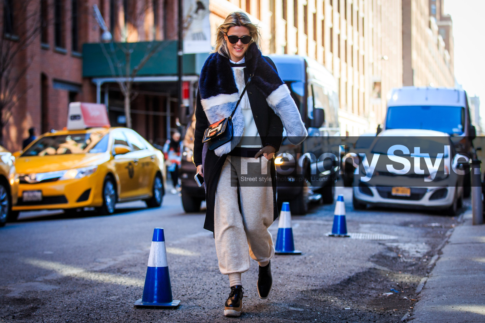 atmosphere details, AUTUMN WINTER 2016-2017, AW 16-17, beige pants, black coat, black wedges, blue fur, fashion week, frenchystyle, full length, fur scarf, FW, FW 16-17, horizontal, jonathan paciullo, leather bag, leather shoes, mini bag, NEW YORK, NYFW, pierre hardy, sofie valkiers, stella mccartney, street style, sunglasses, sweatpants, woman