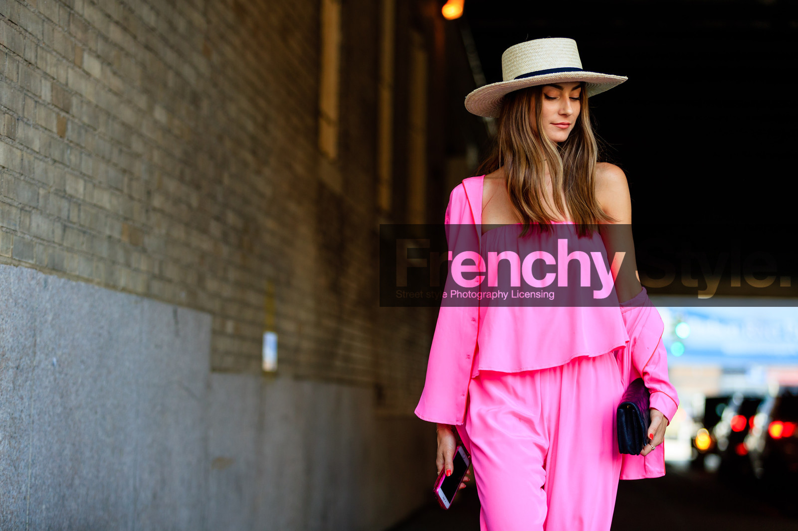 atmosphere details, black, black bag, detail, fashion week, frenchystyle, FW, horizontal, jonathan paciullo, leather clutch, NEW YORK, NYFW, pink, pink cardigan, pink pants, pink top, SPRING SUMMER 2017, SS 17, straw hat, street style, tone on tone, total look pink, trousers, woman