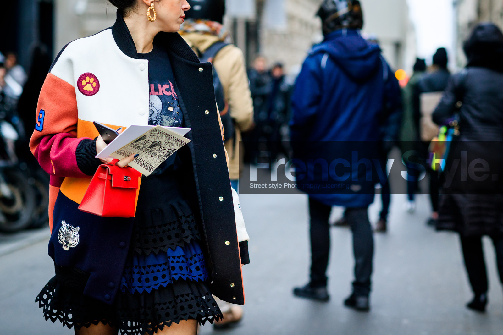 black skirt, black t shirt, graphic jacket, laser cut, leather bag, printed jacket, red bag, ruffled skirt, teddy jacket, fashion week, frenchystyle, FW, jonathan paciullo, street style, PFW, PARIS, SPRING SUMMER 2017, SS 17, HAUTE COUTURE, atmosphere details, detail, horizontal