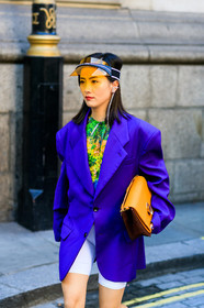 blazer, camel bag, christian dior, earrings, leather bag, oversize, purple jacket, red lips, stella mccartney, visor, white shorts, fashion week, frenchystyle, FW, jonathan paciullo, street style, LFW, LONDON, SPRING SUMMER 2019, SS 19, vertical, detail, atmosphere details